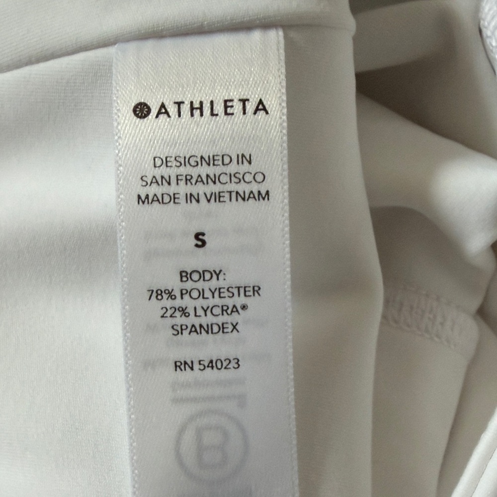 Athleta Bright White High-Rise Capri Leggings - Picture 5 of 5